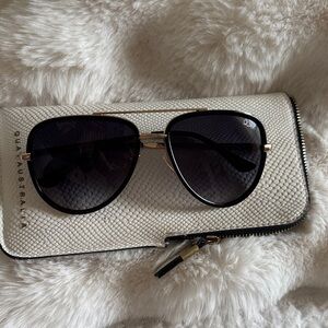 Quay Australia Black Aviator Sunglasses with White Case